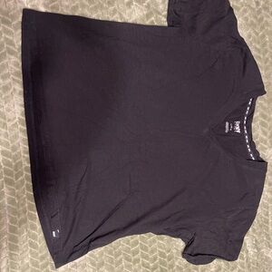 Women’s DKNY sport black V-neck tee size large